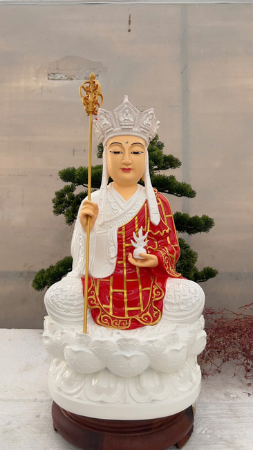 Địa Tạng ngồi 40cm sơn trắng